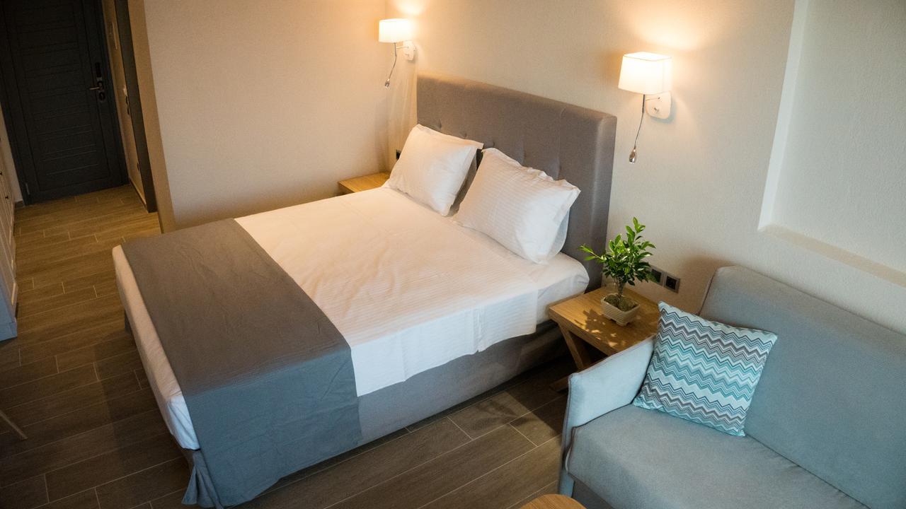 Costa Domus Blue Luxury Apartments Nikiti  Extérieur photo